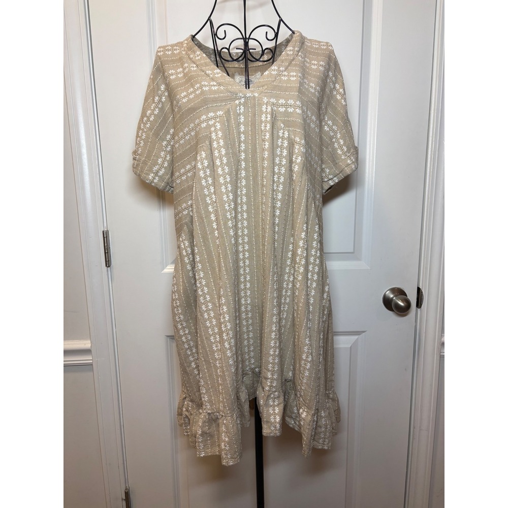 Cupio Blush Tan White Floral Embroidered Babydoll Dress - Large